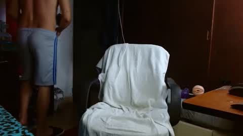 julian online show from November 15, 11:21 pm