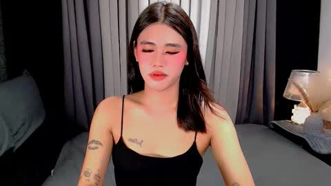 Snapshot of jhuliana_and_charles_room chatting on October 13, 3:50 am jhuliana_and_charles_room online show from October 13, 3:50 am