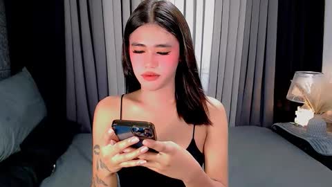 julie online show from October 8, 2:53 am