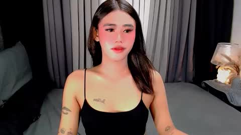 Snapshot of jhulianagrey chatting on November 11, 2:33 am julie online show from November 11, 2:33 am