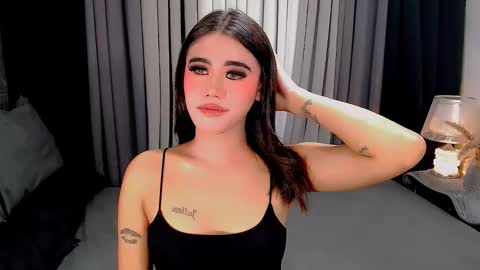 Snapshot of jhulianagrey chatting on November 28, 6:27 am julie online show from November 28, 6:27 am