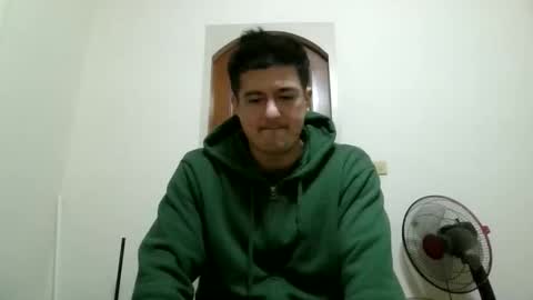 Snapshot of jhwozy chatting on February 1, 12:59 pm jhwozy online show from February 1, 12:59 pm