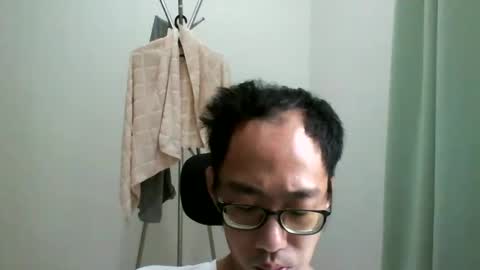 Snapshot of jiachi13 chatting on March 5, 2:36 am Alex online show from March 5, 2:36 am