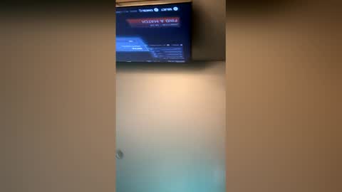 Snapshot of jiggzzy chatting on April 4, 2:03 pm jiggzzy online show from April 4, 2:03 pm