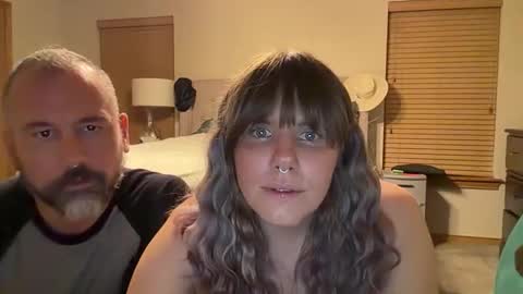 Snapshot of jileenaveale17 chatting on April 16, 7:31 am jileenaveale17 online show from April 16, 7:31 am