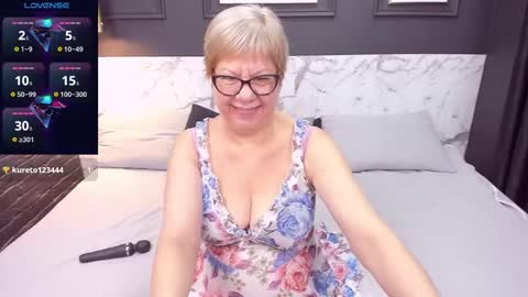 Jill  online show from March 8, 8:35 pm