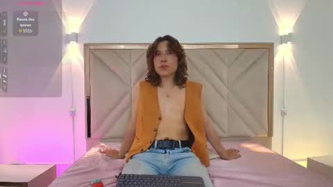 Hi Im Jim online show from October 4, 7:12 pm