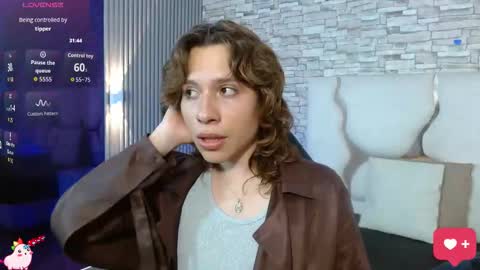 Hi Im Jim online show from November 1, 7:38 pm