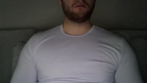 Snapshot of jimbone97 chatting on December 15, 5:20 pm jimbone97 online show from December 15, 5:20 pm