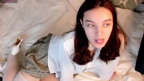 Snapshot of jimenachan chatting on January 22, 4:55 pm Alla online show from January 22, 4:55 pm