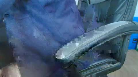 Snapshot of jimkavpooau chatting on October 22, 12:55 am Jimbrownsa online show from October 22, 12:55 am