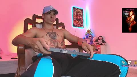 Snapshot of jimm66_ chatting on April 27, 2:09 am Jimm Independent Model online show from April 27, 2:09 am