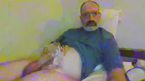 jimmielove47 online show from May 4, 12:17 am