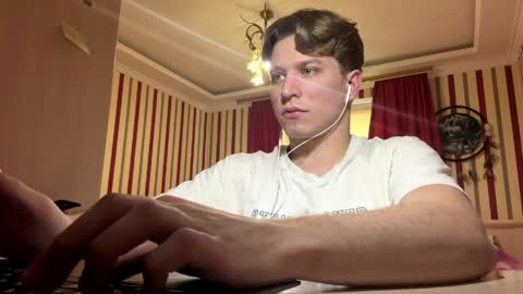 Snapshot of jimmy1butler chatting on April 7, 10:59 am Jimmmy online show from April 7, 10:59 am