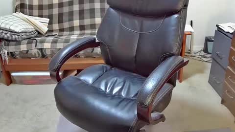 Snapshot of jimmy_d47 chatting on December 29, 1:28 pm jimmy_d47 online show from December 29, 1:28 pm