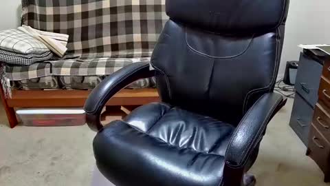 Snapshot of jimmy_d47 chatting on January 1, 9:41 pm jimmy_d47 online show from January 1, 9:41 pm