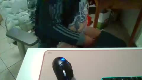 Snapshot of jimmy_dick86562 chatting on November 15, 1:03 am jimmy_dick86562 online show from November 15, 1:03 am