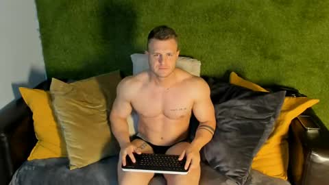 Hardin online show from May 18, 9:04 am