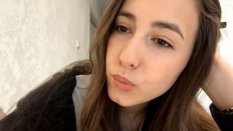 Kate online show from December 20, 1:07 pm