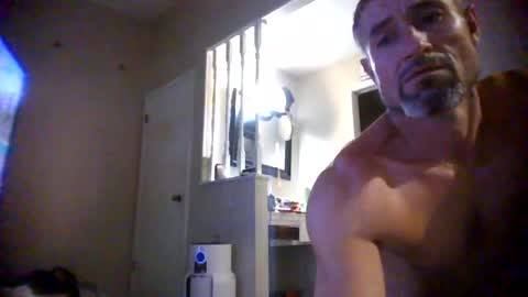 Snapshot of jimmyjamminman chatting on July 10, 10:01 pm Jimmy Jam Jakn online show from July 10, 10:01 pm