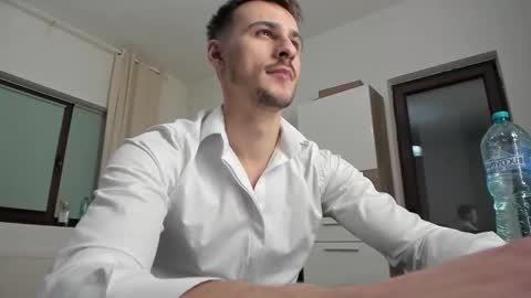 AlphaJimmy online show from October 17, 4:31 pm