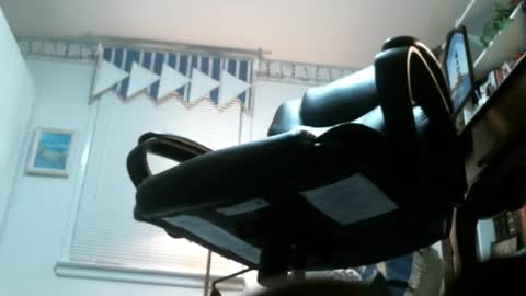 jimwellhung online show from January 11, 4:06 am