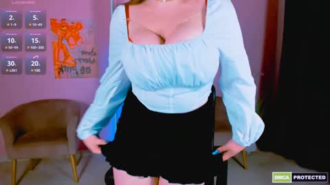 Snapshot of jinny_meow chatting on December 4, 8:18 pm JInny PVT IS OPEN online show from December 4, 8:18 pm