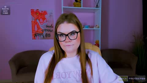 Snapshot of jinny_meow chatting on December 19, 12:45 pm JInny PVT IS OPEN online show from December 19, 12:45 pm