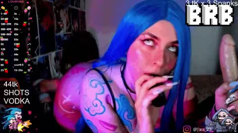 Snapshot of jinx_25 chatting on April 28, 2:38 am Jinx online show from April 28, 2:38 am