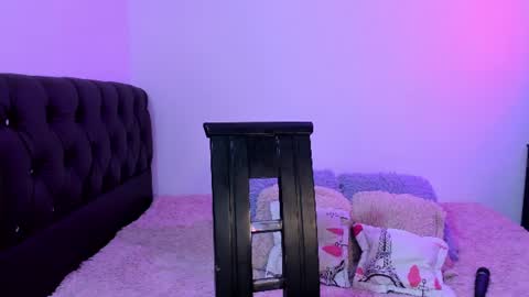 Snapshot of jinx__1 chatting on July 11, 2:58 am Jinx online show from July 11, 2:58 am