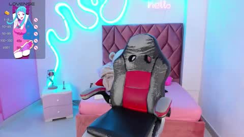 kim online show from December 1, 12:43 pm