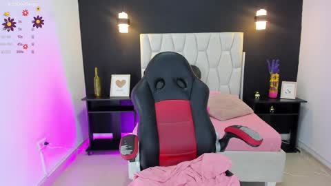 kim online show from March 16, 1:37 pm