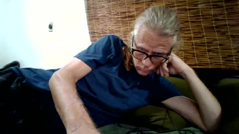 jizzmitten5 online show from July 2, 3:06 am