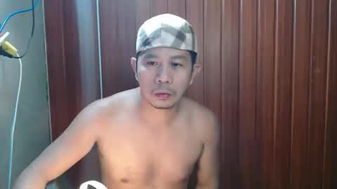 jjboy74472 online show from October 3, 9:23 pm