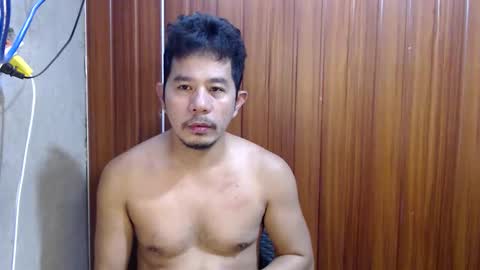 jjboy74472 online show from October 14, 4:35 am