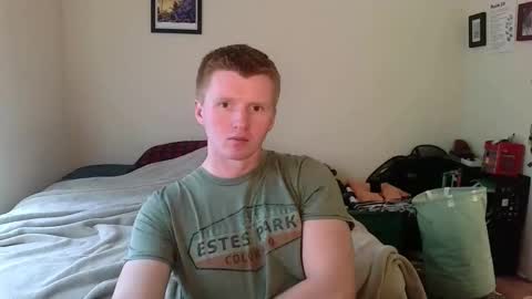 Snapshot of jledger3405 chatting on March 6, 4:47 pm jledger3405 online show from March 6, 4:47 pm