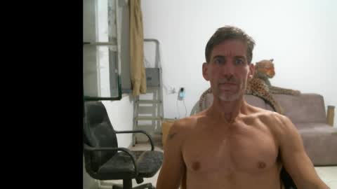Snapshot of jlmbud chatting on October 15, 7:03 pm jlmbud online show from October 15, 7:03 pm
