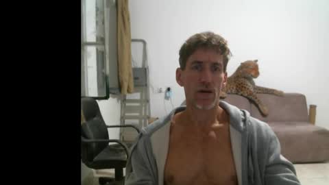 Snapshot of jlmbud chatting on October 29, 10:33 pm jlmbud online show from October 29, 10:33 pm