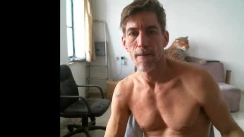 Snapshot of jlmbud chatting on January 8, 12:29 pm jlmbud online show from January 8, 12:29 pm
