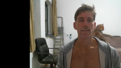 Snapshot of jlmbud chatting on January 18, 10:02 pm jlmbud online show from January 18, 10:02 pm