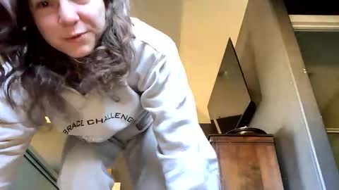 Snapshot of jlynn1997 chatting on February 23, 4:37 pm jlynn1997 online show from February 23, 4:37 pm