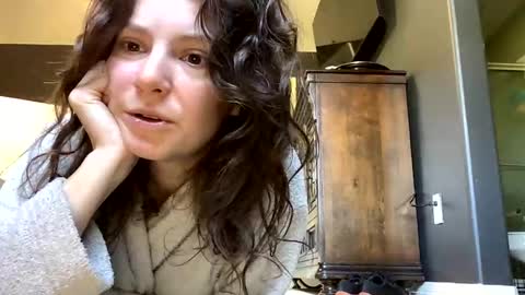 Snapshot of jlynn1997 chatting on March 18, 2:20 pm jlynn1997 online show from March 18, 2:20 pm