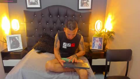 Snapshot of jm_hot_ chatting on January 28, 5:32 am jm_hot_ online show from January 28, 5:32 am