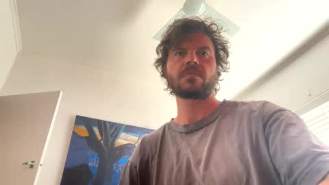 jmajick online show from December 18, 11:40 pm