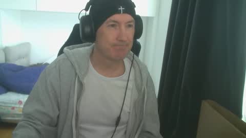 jman2025839798 online show from April 13, 10:32 am