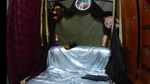 Miguel    ONLYFANS   THECRAZYADAM online show from February 24, 1:47 am