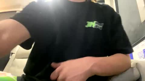 Snapshot of jmoneymrsteelyogirl chatting on February 13, 10:22 am jmoneymrsteelyogirl online show from February 13, 10:22 am