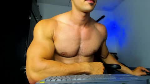 Snapshot of jmortton chatting on May 19, 1:56 am IGJmortton online show from May 19, 1:56 am