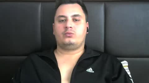 Snapshot of jnsnw chatting on October 18, 12:39 pm jnsnw online show from October 18, 12:39 pm