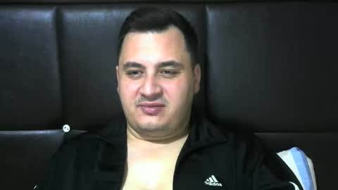 Snapshot of jnsnw chatting on November 30, 2:04 am jnsnw online show from November 30, 2:04 am